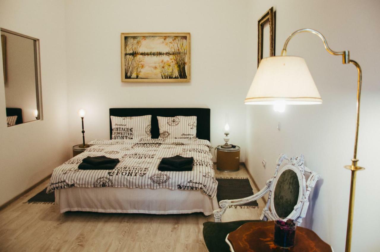 شقة Mansion Josephina كلوج-نابوكا المظهر الخارجي الصورة